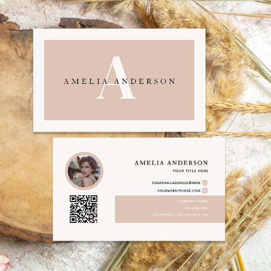 Carte De Visite Initiales modernes Nom Beige Round Photo QR Code