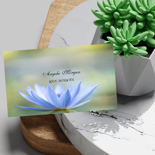 Carte De Visite Instructrice de yoga au Lotus Bleu Élégant