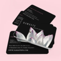 La Lumière | Fleur de lotus blanc pâle sur noir ©
