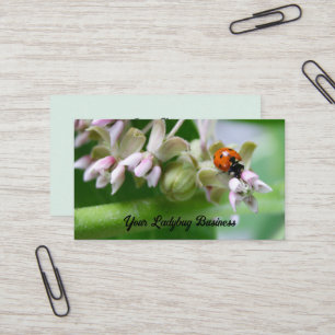 Carte De Visite Le feuillage vert du Fleur sauvage Ladybug