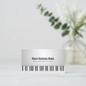 Carte De Visite Le piano à queue blanc musical verrouille la (Debout devant)