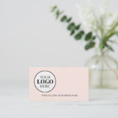 Carte De Visite Logo de code QR simple rose doux (Debout devant)