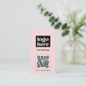 Carte De Visite Logo d'entreprise de code QR moderne simple rose (Debout devant)
