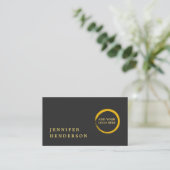 Carte De Visite Logo moderne design gris foncé or professionnel (Debout devant)