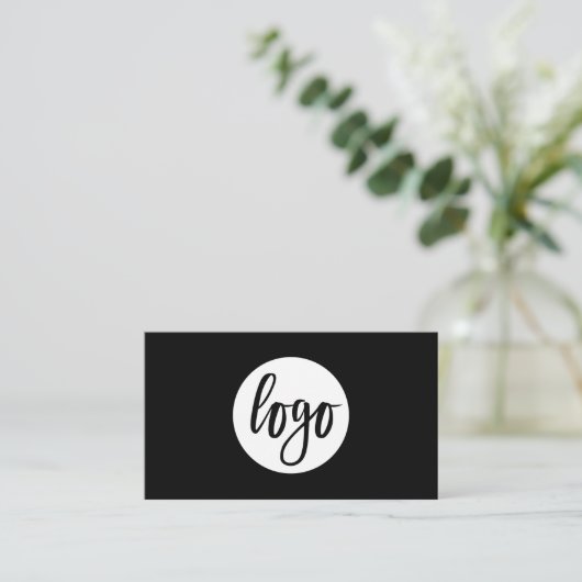 Carte De Visite Logo moderne simple blanc et noir Code QR (Debout devant)