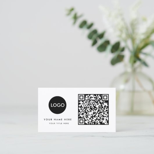 Carte De Visite Logo professionnel du code QR | Blanc moderne prof (Debout devant)