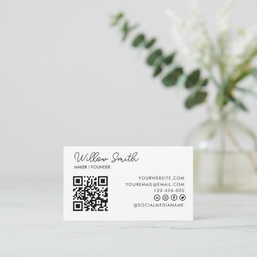 Carte De Visite Logo professionnel du code QR | Blanc moderne prof (Debout devant)