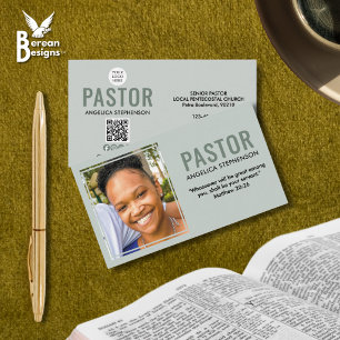 Carte De Visite Logo QR moderne de la photo de Sage Green Church P