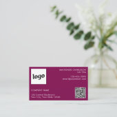 Carte De Visite Logo simple et texte QR Code foncé rose cerisier (Debout devant)
