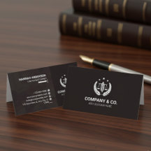 Carte de visite luxueuse d'avocat en cuir marron e