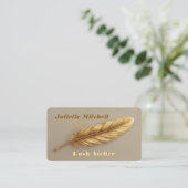 Carte De Visite Luxury Gold Feather Modern Makeup Artist (Debout devant)