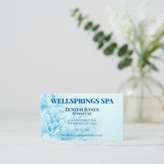 Carte De Visite Massage Spa à fleurs bleues (Debout devant)