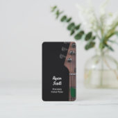 Carte De Visite Médiator pour guitare (Debout devant)