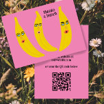 Carte De Visite MERCI UN BUNCH Funny Bananes ORDER MERCI QR<br><div class="desc">Découvrez cet art sucré et coloré, fait à la main par moi pour vous ! Ajoutez votre propre texte à l'avant et à l'arrière de cette carte de remerciements amusante. Parfait pour inclure avec les commandes client. Ajoutez votre propre texte au verso et votre propre site Web au code QR....</div>