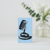 Carte De Visite Microphone Podcaster (Debout devant)
