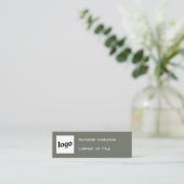 Carte De Visite Mini Logo simple et code QR Sage Green (Debout devant)