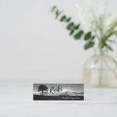Carte De Visite Mini Maître de Reiki naturel et instructeur de médiatio (Debout devant)