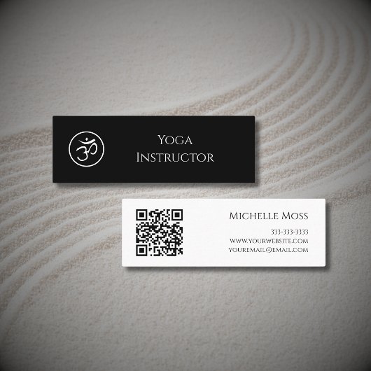 Carte De Visite Mini Yoga Instructeur Om Symbole QR Code noir