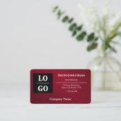Carte De Visite Modern Burgundy Custom Logo and QR Code  (Debout devant)