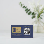 Carte De Visite Modern Navy Blue Gold QR Code Custom Logo (Debout devant)