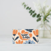 Carte de visite moderne florale – Code QR et logo (Debout devant)