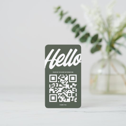 CARTE DE VISITE MODERNE HELLO MONOGRAM LOGO MOSS GREEN QR CODE (Debout devant)