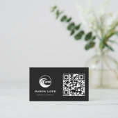 Carte de visite moderne noire avec code QR (Debout devant)