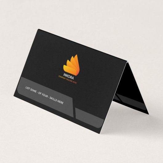 Carte de visite moderne noire et or avec code QR (Devant)