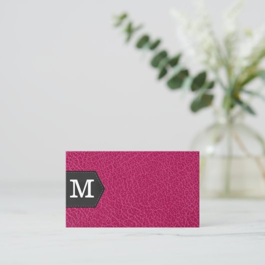 Carte De Visite Monogramme | Cuir rose et Patch (Debout devant)