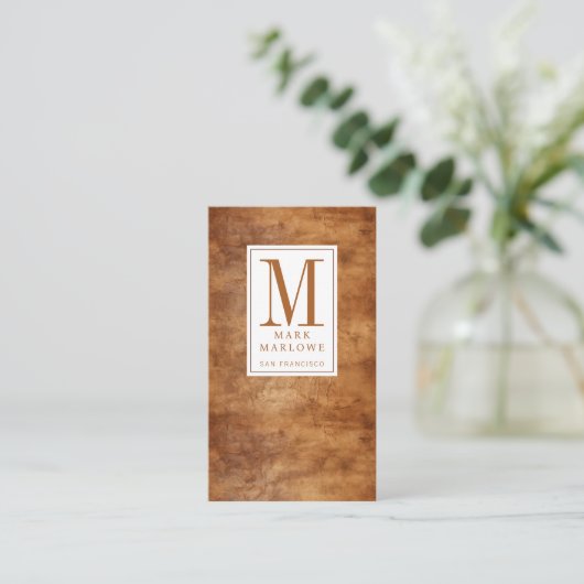 Carte De Visite Monogramme minimum Caramel Brown Cuir Texture (Debout devant)