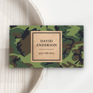 Carte De Visite Motif de camouflage vert en bois rustique Kraft