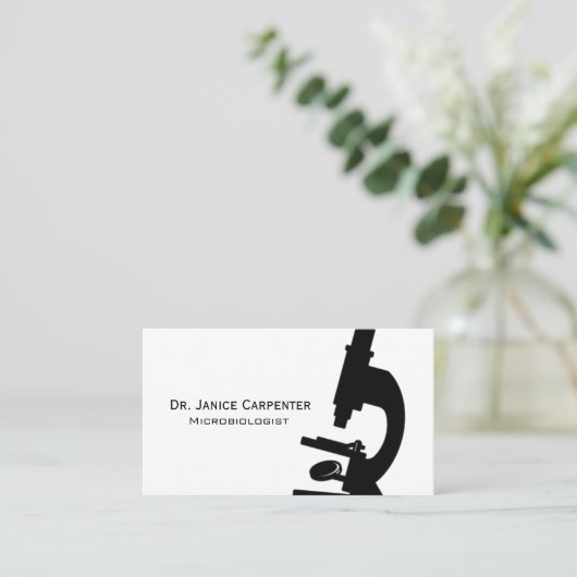 Carte de visite noir de microscope et blanc (Debout devant)