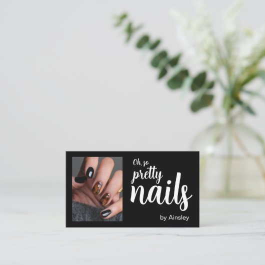 Carte De Visite Oh So Pretty Nail Artist Script Photo QR Code (Debout devant)