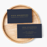 Carte De Visite Or bleu marine|Professionnelle moderne minimaliste<br><div class="desc">Design carte de visite simple,  élégant et élégant dans la typographie moderne en or avec un design épuré minimaliste sur un arrière - plan bleu marine. Le nom,  le titre et les coordonnées peuvent être facilement personnalisés pour un énoncé de design unique et professionnel afin d'améliorer votre présence commerciale.</div>