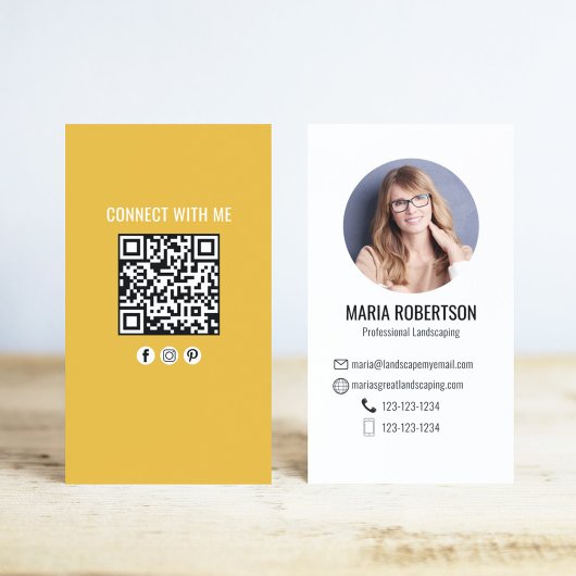 Carte De Visite Orange Modern Business QR Code Photo