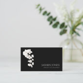 Carte De Visite Orchidée QR Code Floral Noir Blanc Moderne (Debout devant)