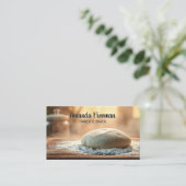 Carte De Visite Pâte chaude sur la cuisson de table en bois (Debout devant)