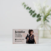 Carte de visite photo en marbre Stylist avec code  (Debout devant)