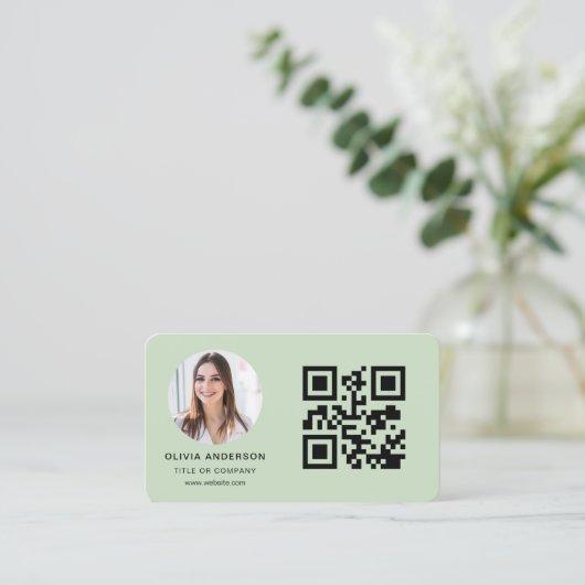 Carte De Visite Photo Sage Green QR Code (Debout devant)