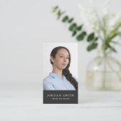 Carte De Visite Photo verticale personnalisée gris foncé moderne (Debout devant)