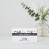Carte de visite photographe blanc gris clair simpl (Debout devant)