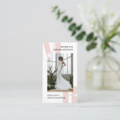 Carte De Visite Photographe de typographie rose pâle des initiaux (Debout devant)