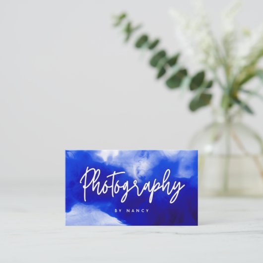 Carte De Visite Photographe en néon bleu Script (Debout devant)