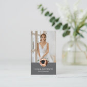 Carte De Visite Photographe moderne 2 Photos QR Code Simple Grey (Debout devant)