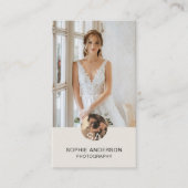 Carte De Visite Photographe Monogramme moderne Photo QR Tan (Devant)