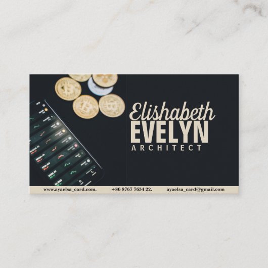 Carte De Visite Pièces éparpillées près du smartphone avec financi (Devant)