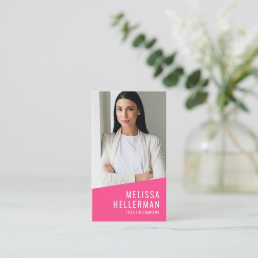 Carte De Visite Pink Photo QR Code Logo Vertical (Debout devant)