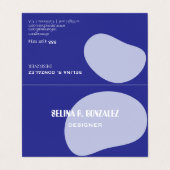 Carte de visite pliée avec design bleu cool-neutre (Extérieur déplié)