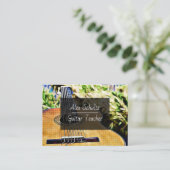 Carte de visite pour cours de guitare (Debout devant)