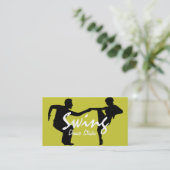 Carte de visite pour cours de studio d'instructric (Debout devant)